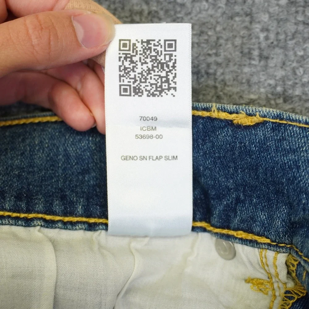 True Religion Geno Relaxed Slim Jeans Mens 33 (Fit 34x31) Big T Flap Stretch